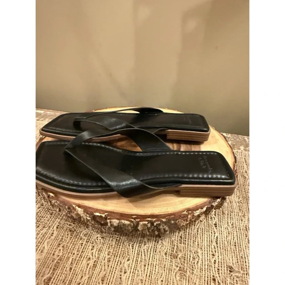 Abercrombie & Fitch product being